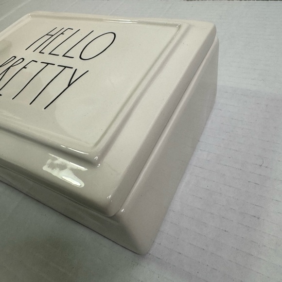 Rae Dunn Ceramic Jewelry Box With Saying “ Hello Pretty” 5X7 In Size New - Picture 7 of 10